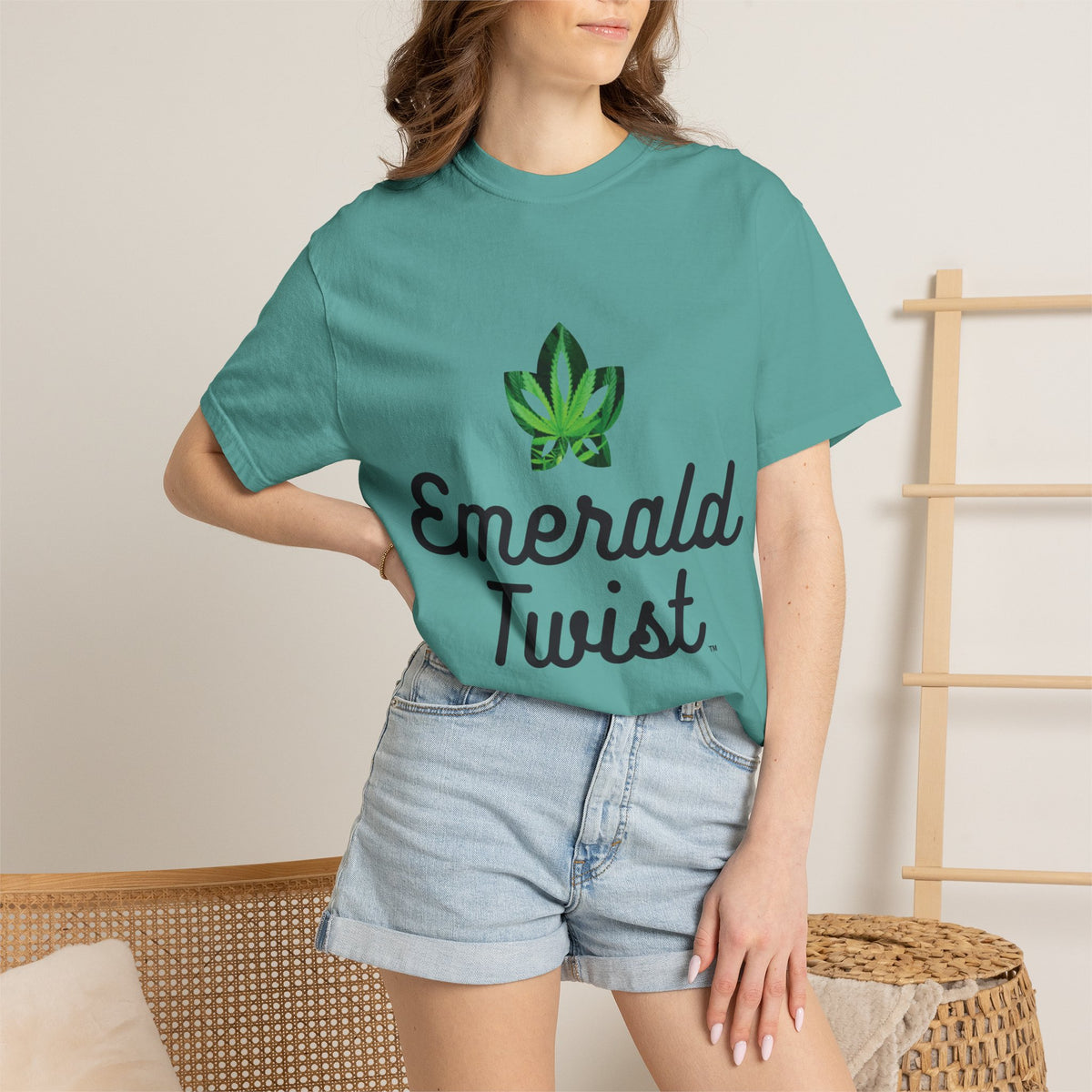 Emerald Twist T-Shirt “Harley”