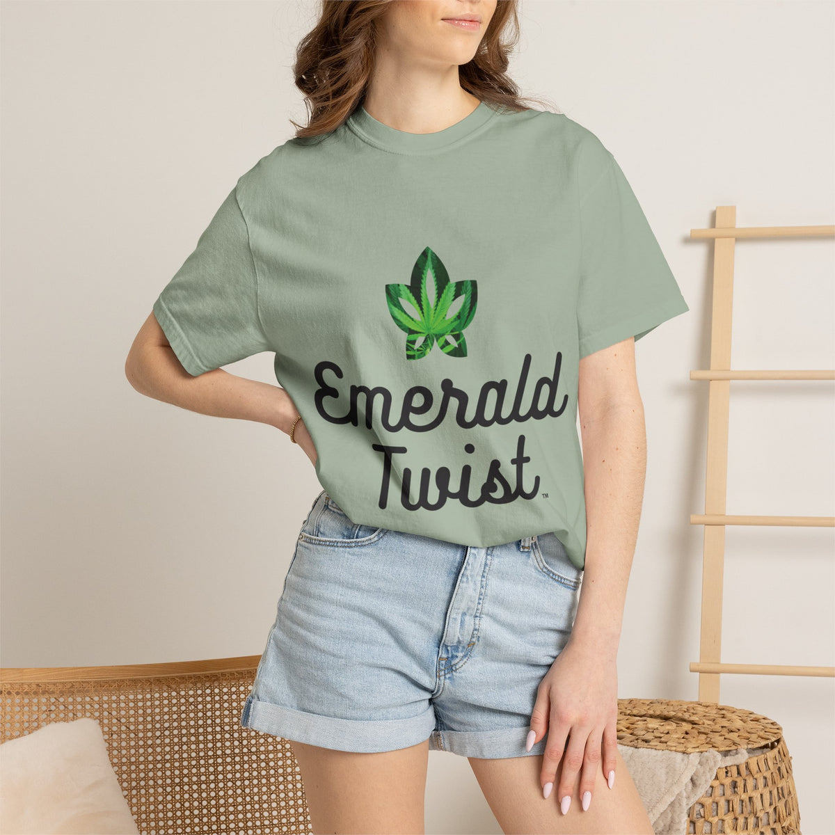 Emerald Twist T-Shirt “Harley”