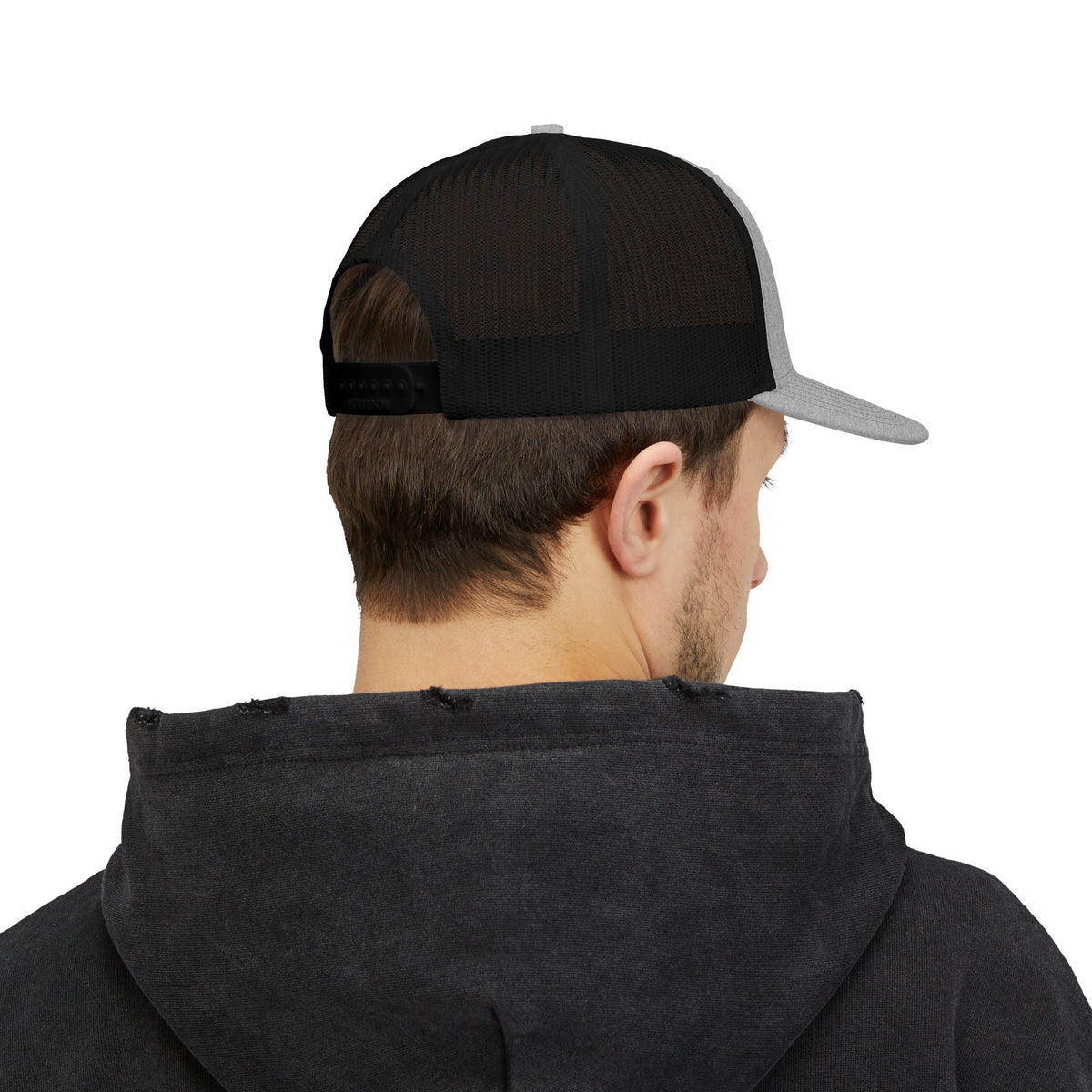 Emerald Twist Trucker Cap – Embroidered Leaf Snapback Hat