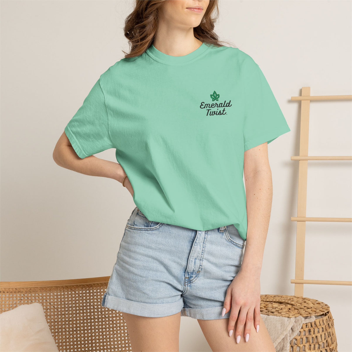 T-Shirt - Emerald Twist Shamrock Tee