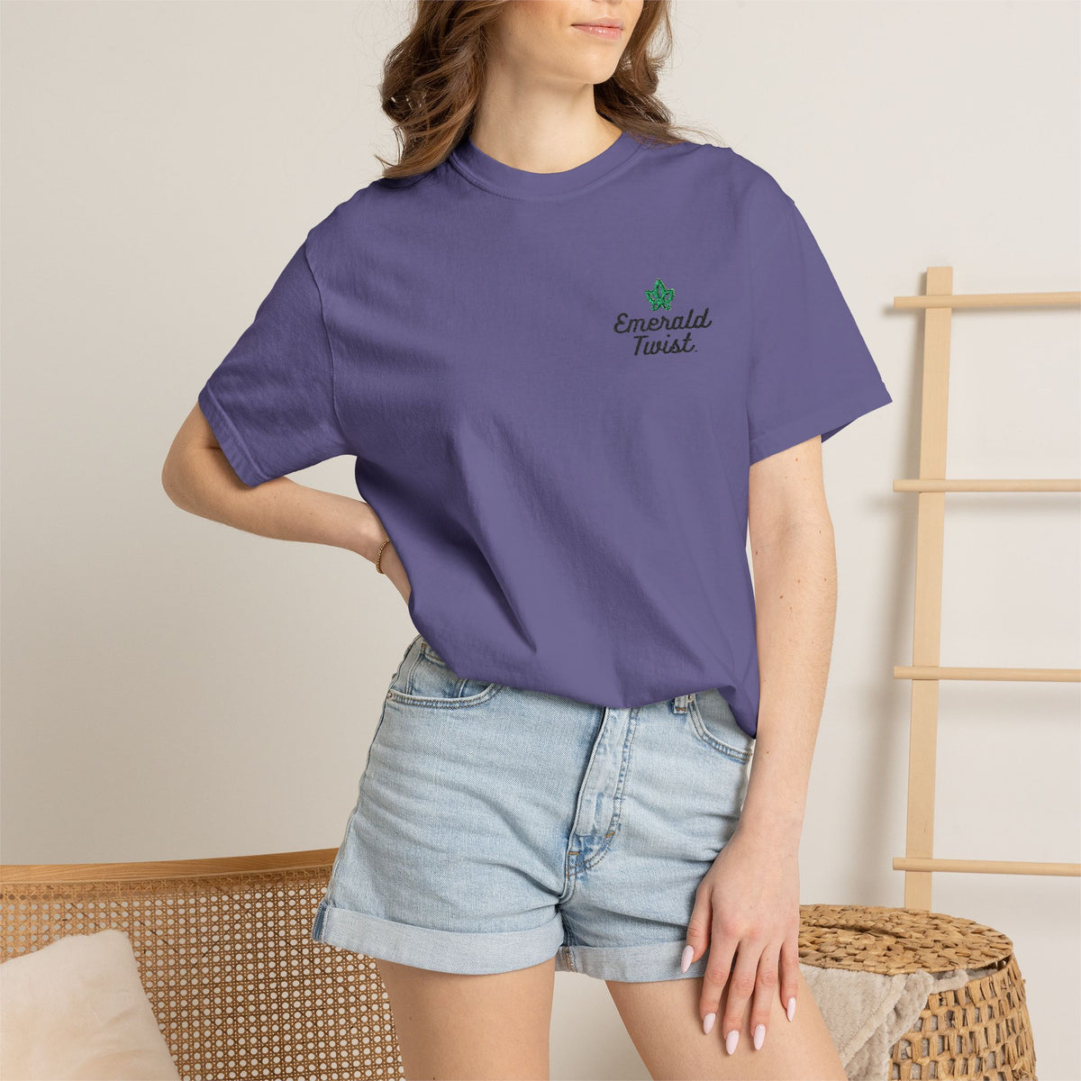 T-Shirt - Emerald Twist Shamrock Tee