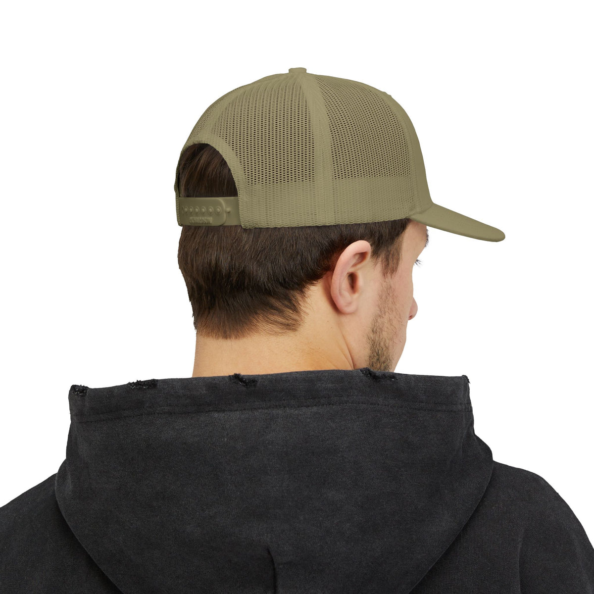 Emerald Twist Trucker Cap – Embroidered Leaf Snapback Hat
